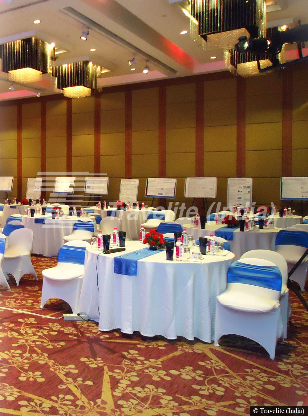 Conference room in Crowne plaza, Gurgaon pic-04